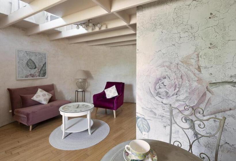 Люкс Повышенной Комфортности, La Metairie Du Vauhariot   Chambre Ou Lodge   Piscine Chauffée   Vue Mer Et Mont Saint Michel   Gr34