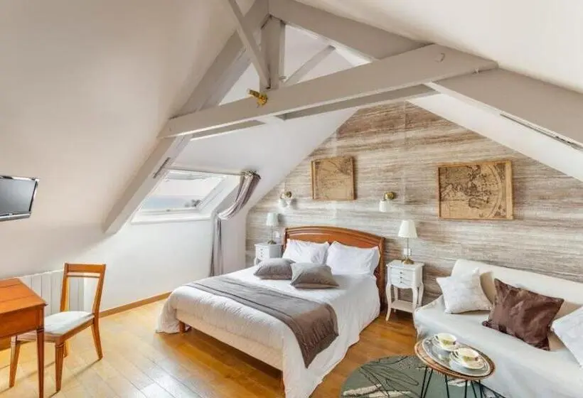 Deluxe Kolmen Hengen Huone Merinäkymä, La Metairie Du Vauhariot Chambre Ou Lodge Piscine Chauffée Vue Mer Et Mont Saint Michel Gr34