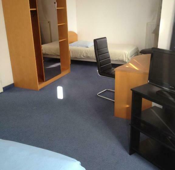 Номер Стандарт, Amadeus