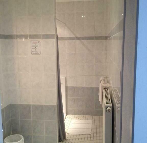 Номер Стандарт, Amadeus