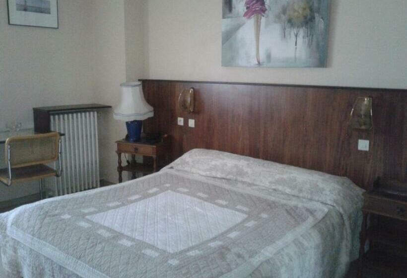 غرفة قياسية, Annapolis