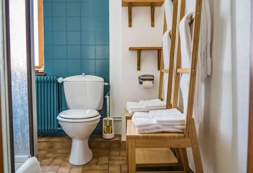 Standard Neljän Hengen Huone, Au Vieux Moulin