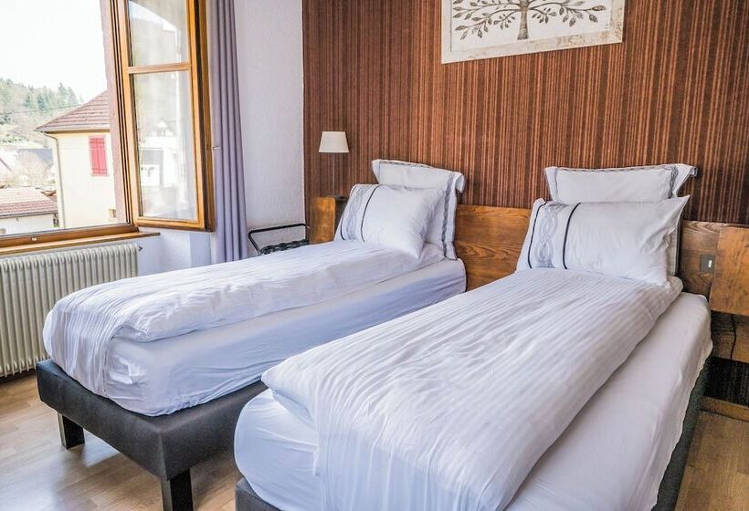 四人标准间, Au Vieux Moulin