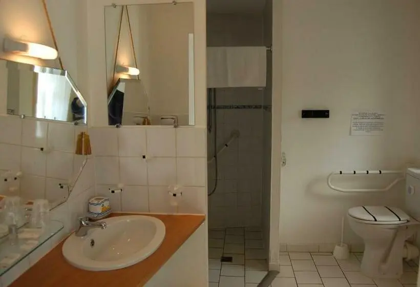 スタンダードルーム, Auberge Du Bord Des Eaux   Demi Pension Assurée Sur Réservation