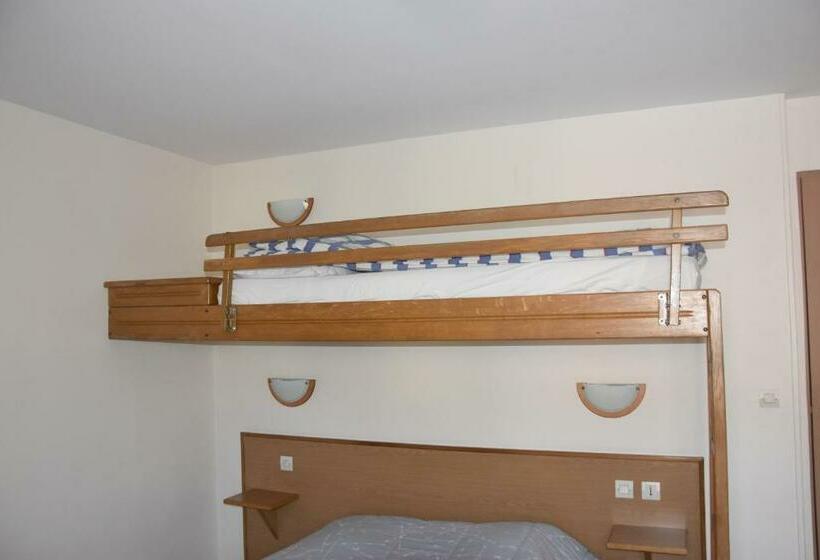 اتاق استاندارد سه نفره, Gai Relais