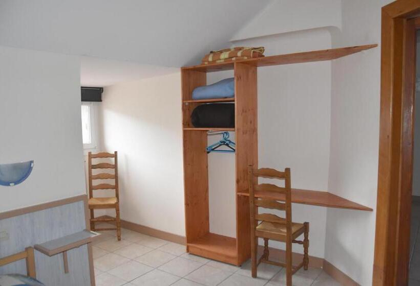 اتاق کلاسیک چهارنفره, Gai Relais