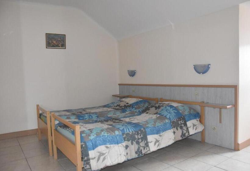 اتاق کلاسیک چهارنفره, Gai Relais