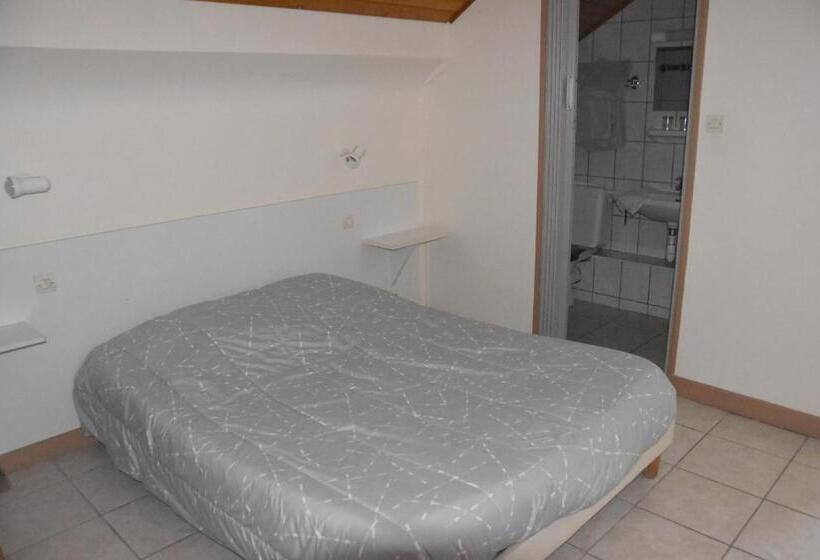 اتاق کلاسیک چهارنفره, Gai Relais