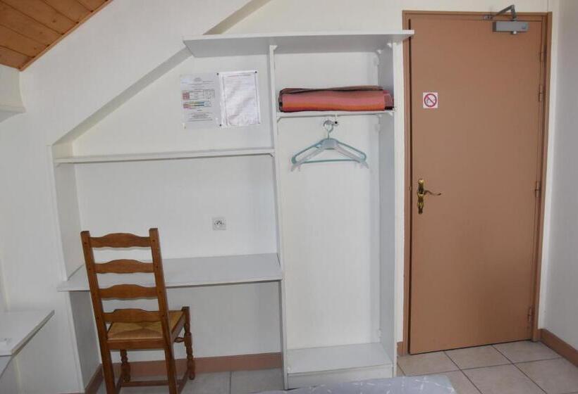 اتاق سوپریور, Gai Relais