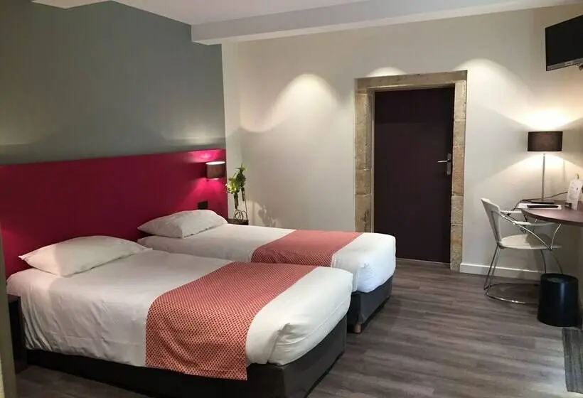 スタンダードルーム, Hostellerie De Bretonnière   Groupe Logis Hotels