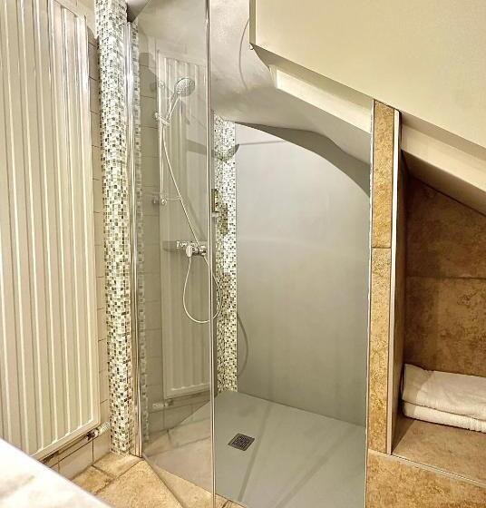 سوییت دوبلکس, Hostellerie De Bretonnière   Groupe Logis Hotels