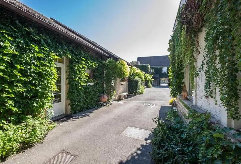 スタンダードルーム, Hostellerie De Bretonnière   Groupe Logis Hotels