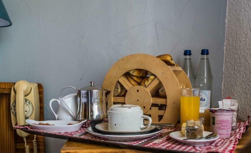 غرفة قياسية, Au Vieux Moulin