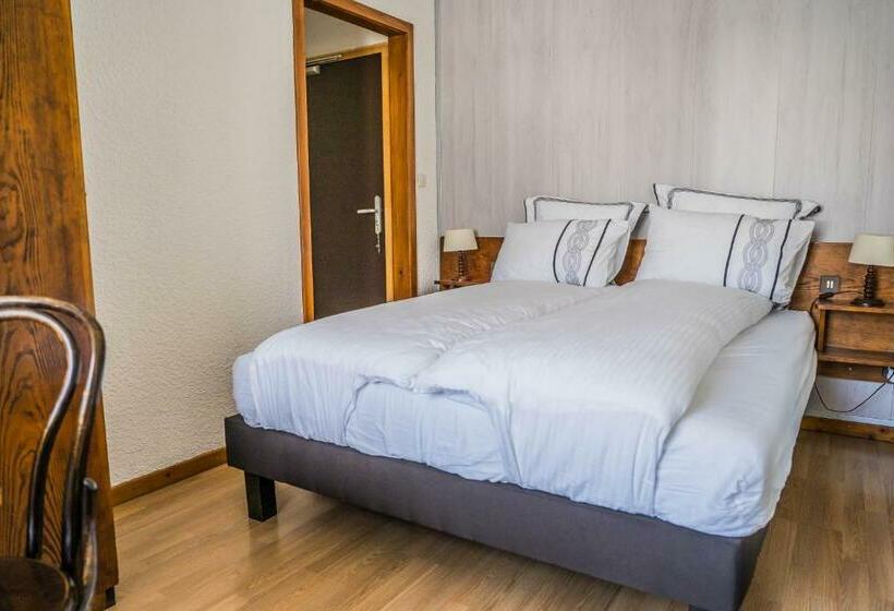 标准间, Au Vieux Moulin