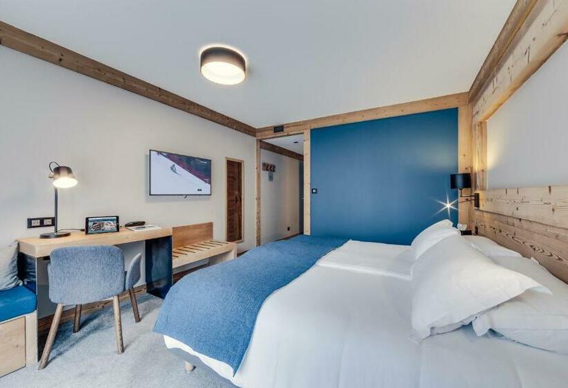 اتاق سوپریور با چشمانداز کوهستان, Avancher