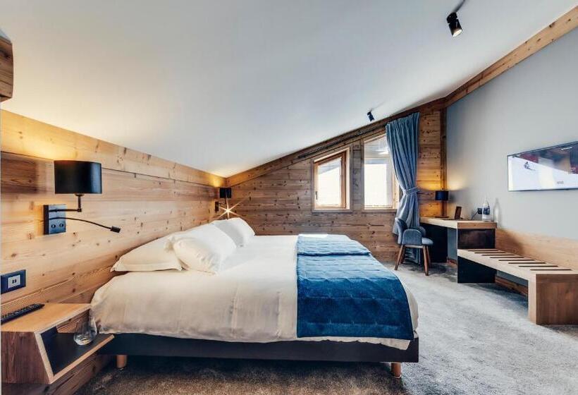 سوییت دوبلکس, Avancher