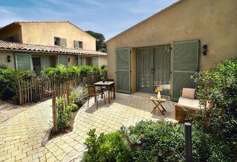 Номер Стандарт, Hôtel L Escalet