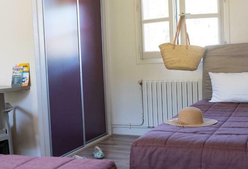 Номер Стандарт Трехместный, Hôtel Juantorena
