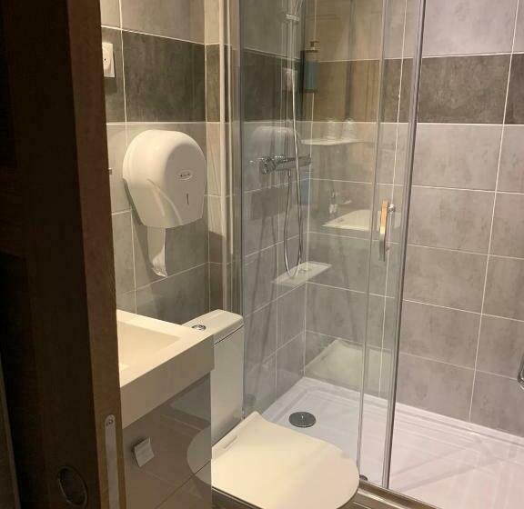 スタンダードルーム, Hôtel L équipe