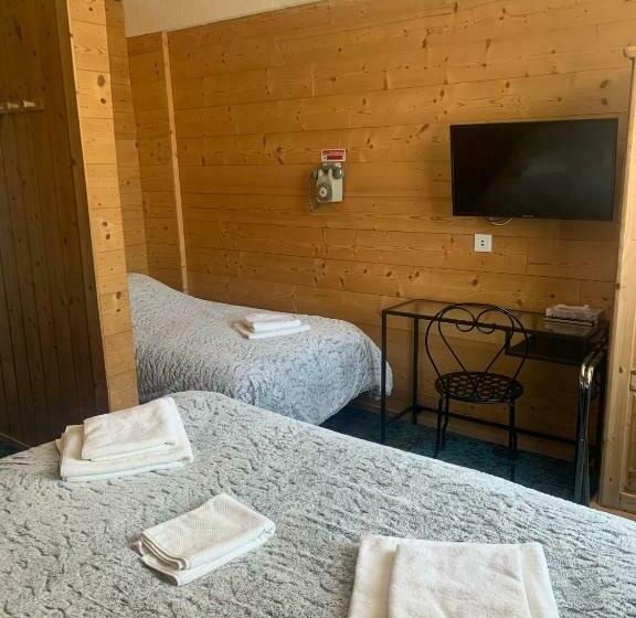 スタンダードトリプルルーム, Hôtel L équipe