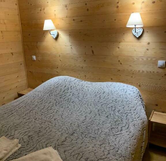 スタンダードトリプルルーム, Hôtel L équipe