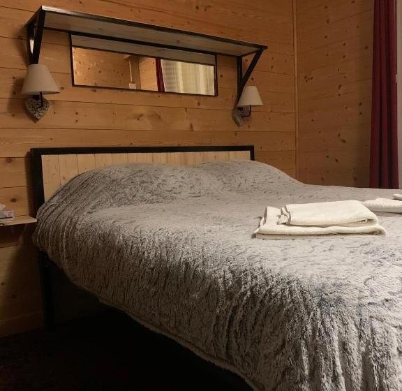 バルコニー付きスタンダードルーム, Hôtel L équipe