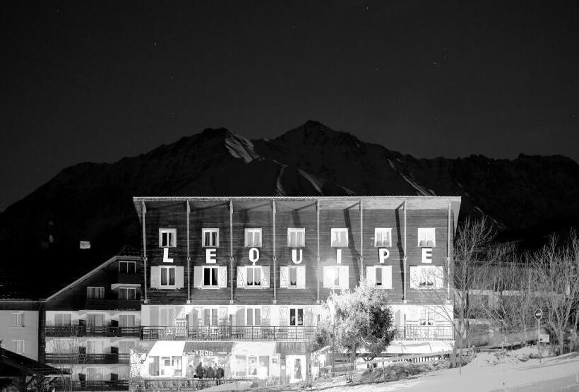 バルコニー付きスタンダードルーム, Hôtel L équipe