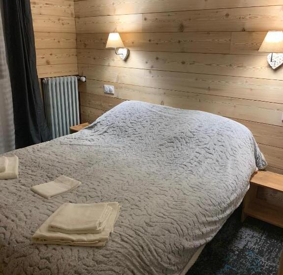 バルコニー付スタンダード4ベッドルーム, Hôtel L équipe