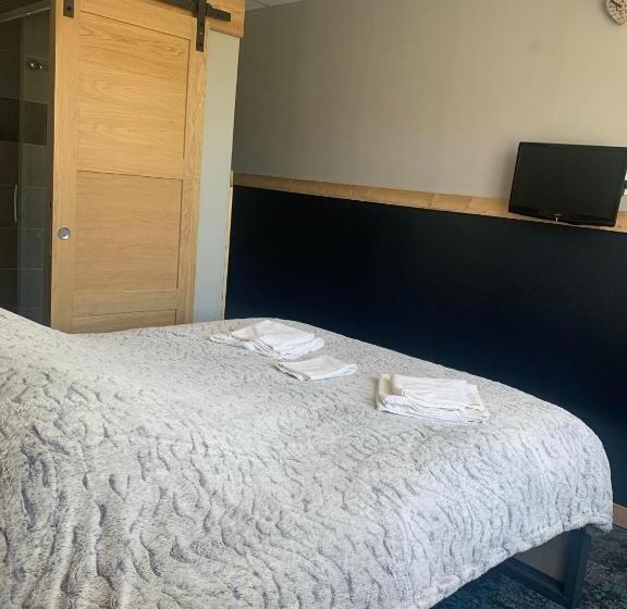 ファミリールーム, Hôtel L équipe