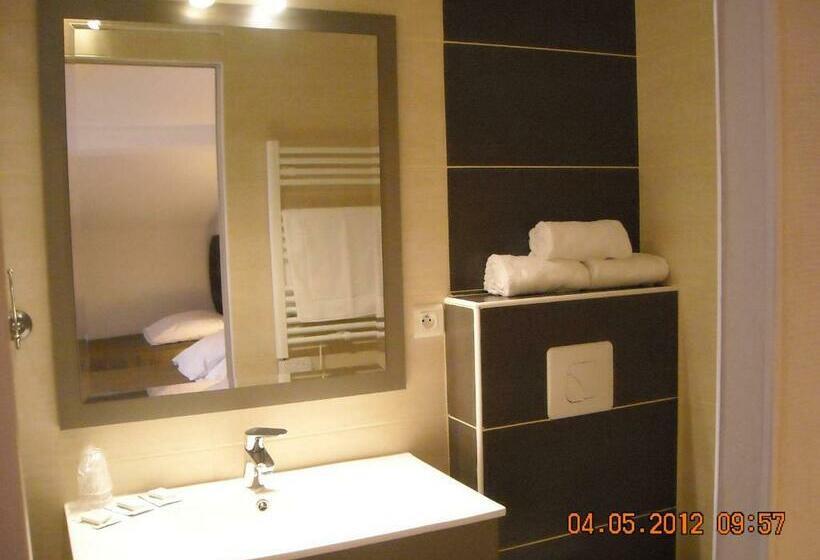 스탠다드 트리플 룸, Le Medieval