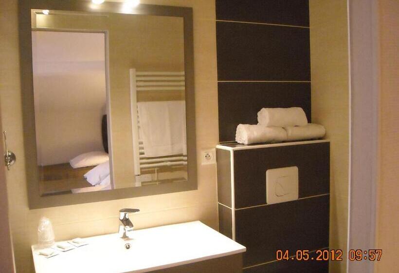 스탠다드 룸, Le Medieval