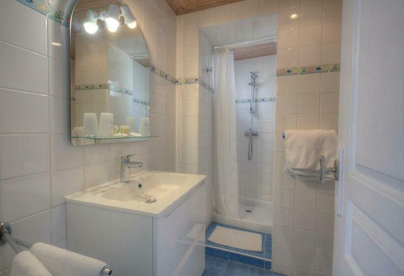 غرفة كومفورت, Hôtel Le Nautile