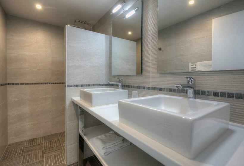 חדר סופריור, Hôtel Le Nautile