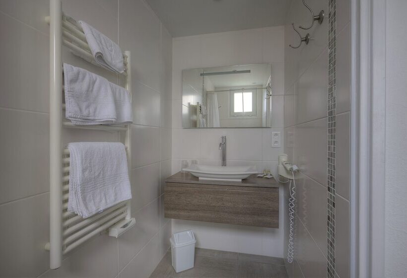 חדר קומפורט, Hôtel Le Nautile