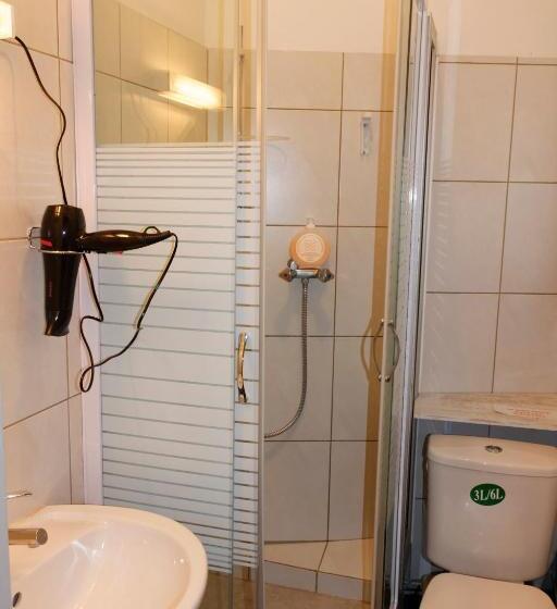 Номер Стандарт, Hôtel Le Relais