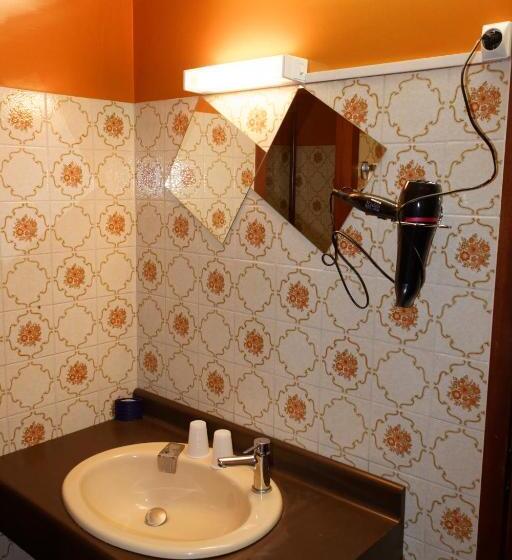 غرفة قياسية, Hôtel Le Relais