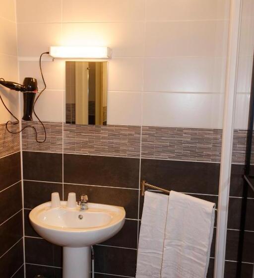 غرفة قياسية, Hôtel Le Relais