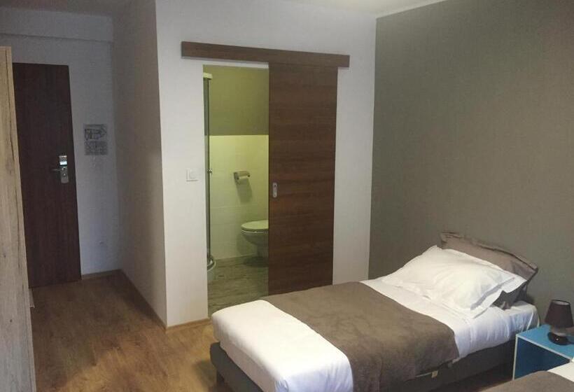 标准间, Le Saint Amand