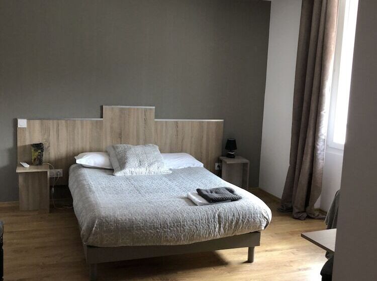 标准间, Le Saint Amand