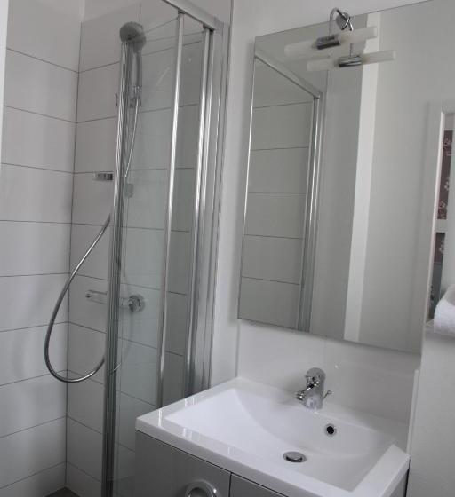 Номер Стандарт, Hôtel Le Saphir