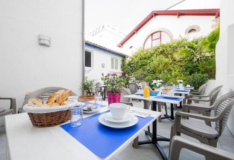 Номер Стандарт, Hôtel Le Saphir