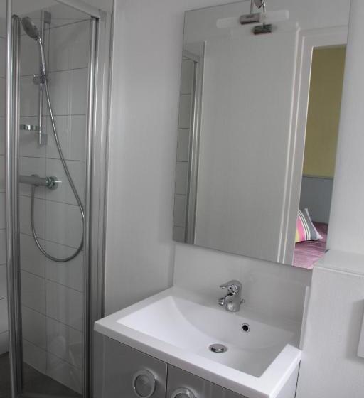 Номер Стандарт, Hôtel Le Saphir