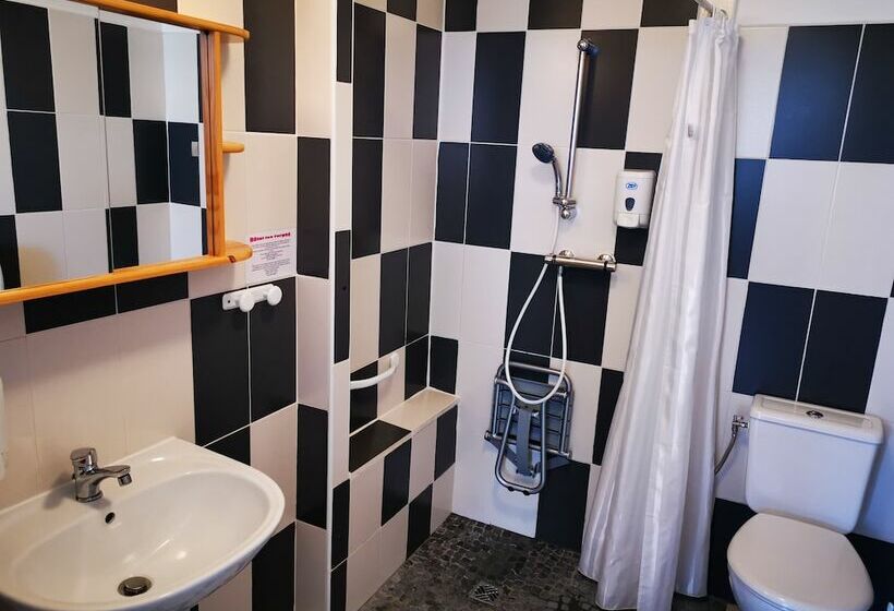 家庭间, Auberge Les Mufliers Hôtel Les Forges