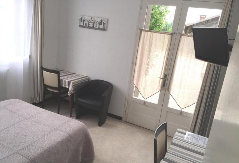 Номер Стандарт, Auberge Les Mufliers   Hôtel Les Forges