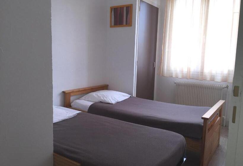 家庭间, Auberge Les Mufliers Hôtel Les Forges