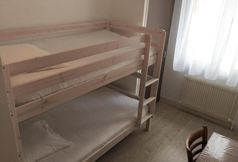 家庭间, Auberge Les Mufliers Hôtel Les Forges