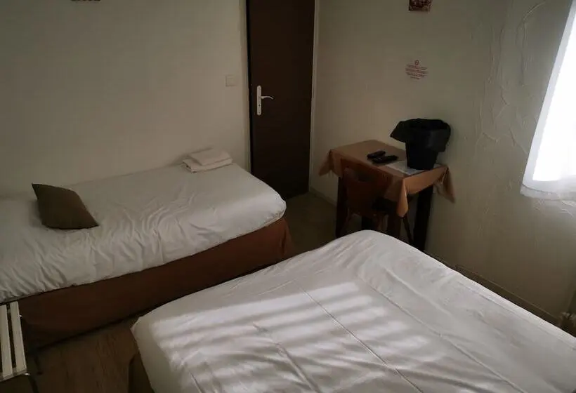 Standard Kolmen Hengen Huone, Auberge Les Mufliers Hôtel Les Forges