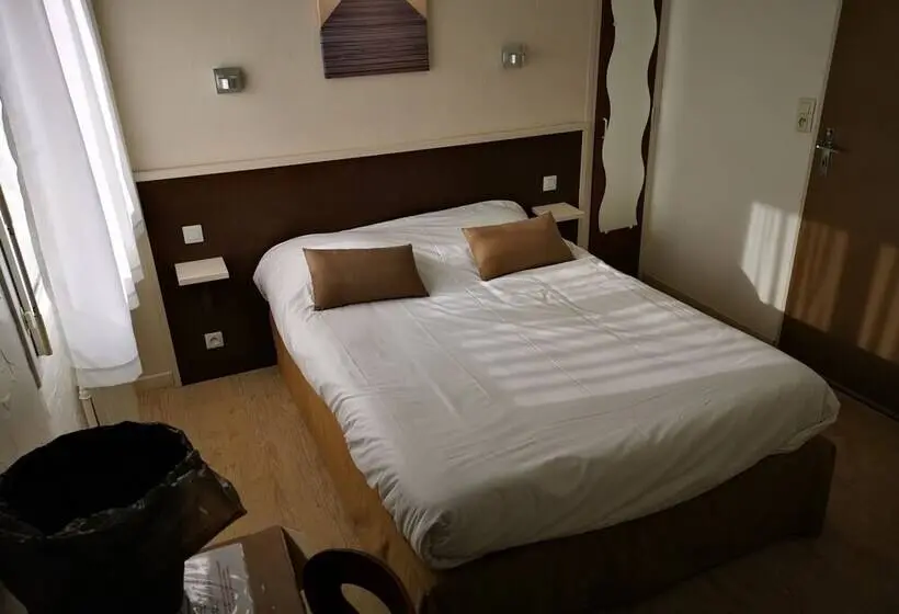 Standard Kolmen Hengen Huone, Auberge Les Mufliers Hôtel Les Forges