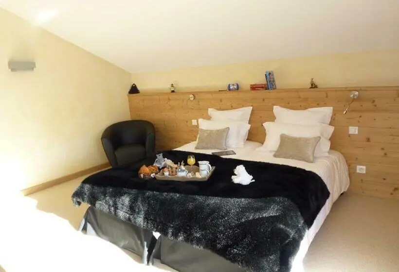 Sviitti Parveke, Hôtel Restaurant Les Sapins Wellness & Gourmet