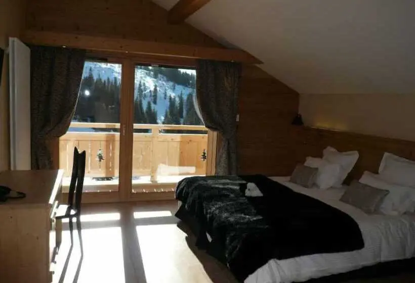 Standard-huone Parveke, Hôtel Restaurant Les Sapins Wellness & Gourmet